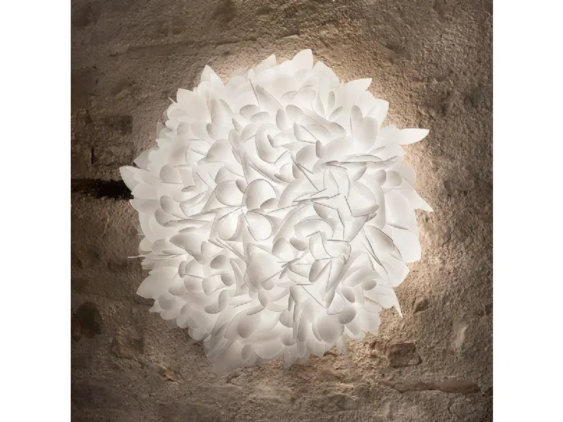 Lampada da parete realizzata a mano ispirata al mondo naturale Veli Foliage Ceiling Wall di Slamp